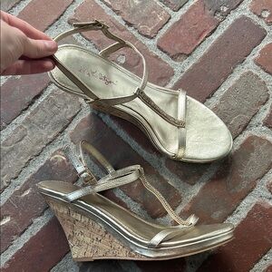 Lilly Pulitzer Gold Leather Metallic Wedge Sandals with Rhinestones Size 10